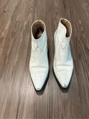 Zara White Croc-Embossed Pointed Toe Ankle Booties